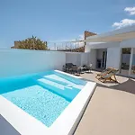 Valery Villa *