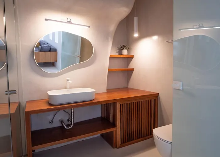 Valery * Fira (Santorini)