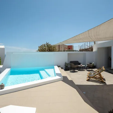 Valery * Fira (Santorini)