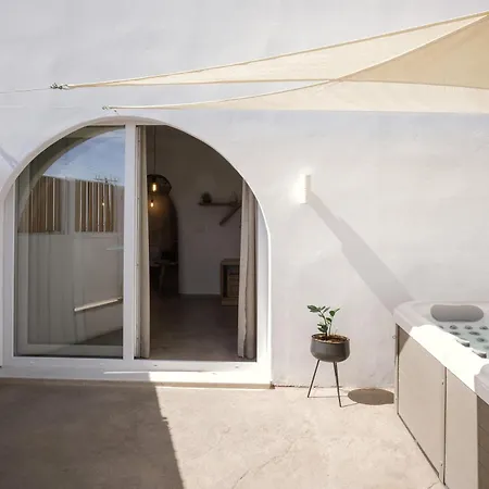 Vila Valery Fira (Santorini)
