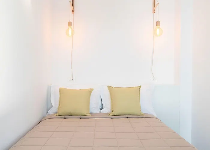 Valery * Fira (Santorini)